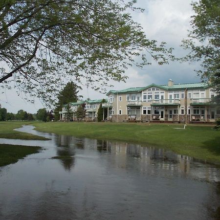 Fairway Suites At The Peak French Creek 外观 照片