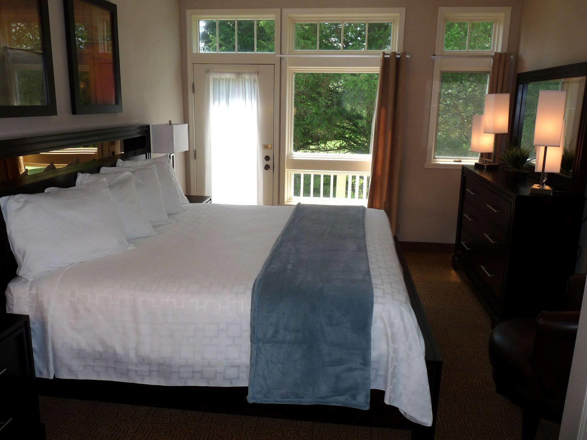 Fairway Suites At The Peak French Creek 外观 照片