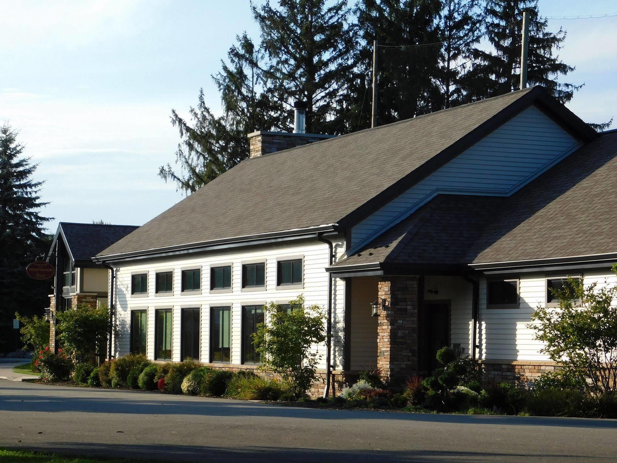 Fairway Suites At The Peak French Creek 外观 照片