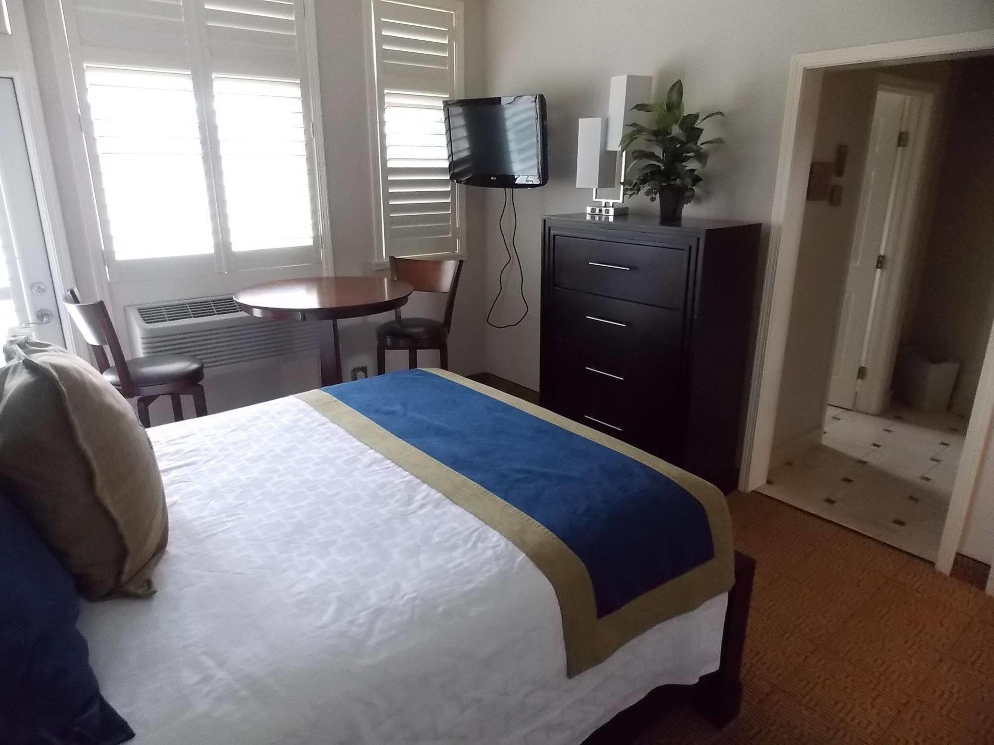Fairway Suites At The Peak French Creek 外观 照片